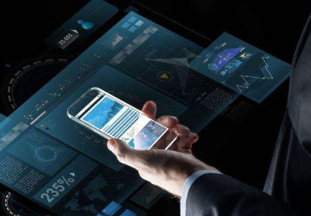 С���ܼ���ô���ӻ����У�С���ܼһ����а�